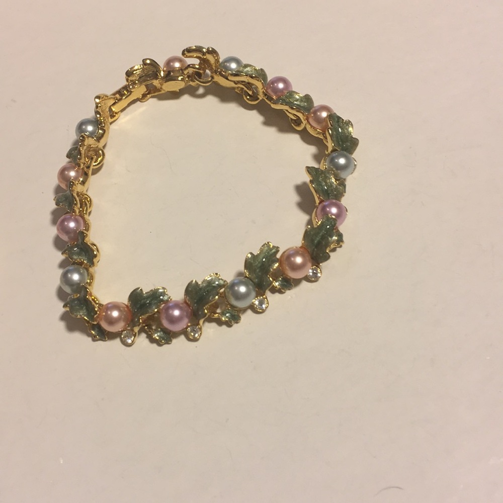 Joan Rivers Bracelets - Picture 3 of 6